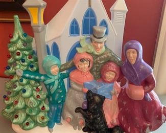 Lighted Carolers Statue