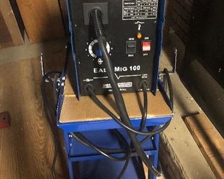 MIG WELDER AND WELDING ACCESSORIES