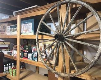 LARGE WOOD BUGGY WHEEL