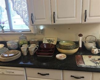 KITCHEN ITEMS