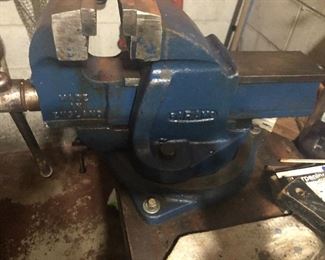 LARGE MADE IN ENGLAND VICE
