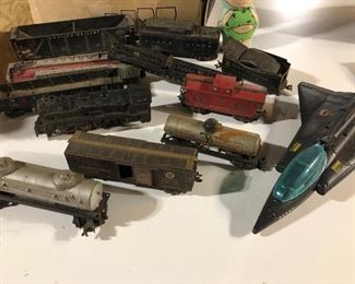 VINTAGE LIONELL TRAIN SET