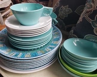 melamine, blue, pattern, bowls, plates, coffee, cups, saucers