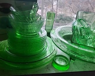 green, glass, depression, bowl, plate, container
