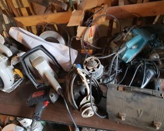 tools, carpenter, handyman, construction, lunch box, vintage, sanders, saw
