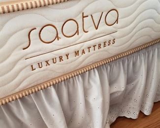Saatva full size mattress