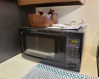 Sharp microwave