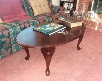 Mahogany Queen Anne Style Cocktail table