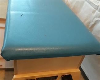 Therapy bench