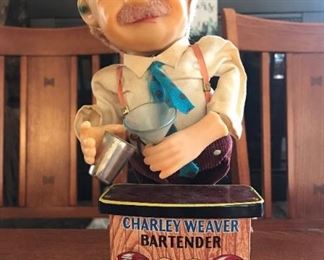 Charlie Weaver Bartender tin toy	
Animatronic toy of Charlie Weaver. Condition as shown.