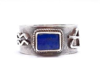 Attractive Lapis Lazuli Estate Ring in Sterling Silver