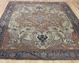 Antique And Finely Hand Woven Serapi Heriz