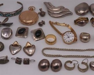 JEWELRY Assorted Gold and Silver Jewelry Grouping