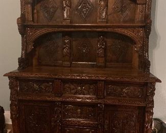 Stunning!!!
1700’s Continental Renaissance Hutch Buffet hand-carved, 2 piece