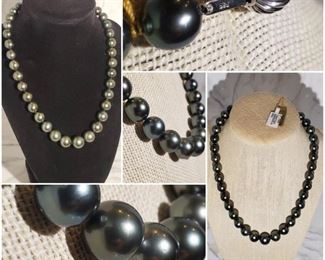 CULTURED TAHITIAN PEARL NECKLACE. Individually hand knotted. Finished with 14K white Gold Plunger Style Bead Clasp. Measures 17.5inches in length. 
Round in shape.
Excellent luster. 
Estimated Retail Replacement value: $11,600.00
Minimum Reserved Bid: $700.00