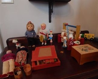 Vintage toys...dolls...miniatures and more.