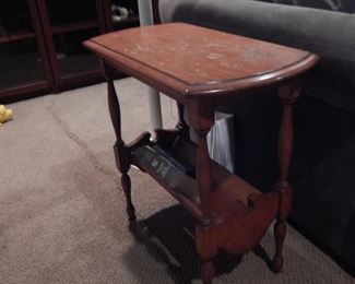 Small vintage accent table/ book rack