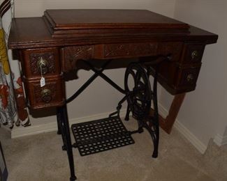 antique White sewing machine cabinet and sewing machine