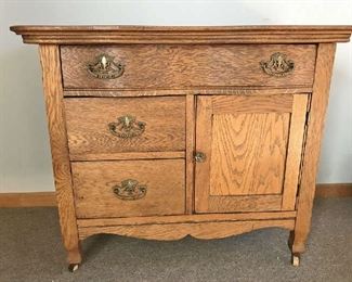 Dry Sink or Chest