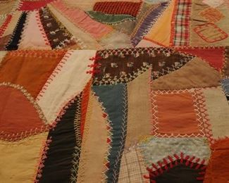 HUGE SELECTION OF QUILTS 