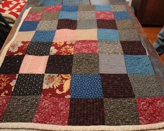 HUGE SELECTION OF QUILTS 