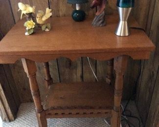 Antique lamp table
