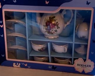 Children’s Tea Set