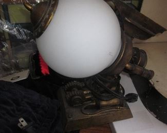 TIFFANY STYLE LIGHTING (HUNDREDS OF CHOICES)