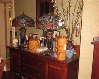 Thomasville Dining Room Suite Complete with Buffet