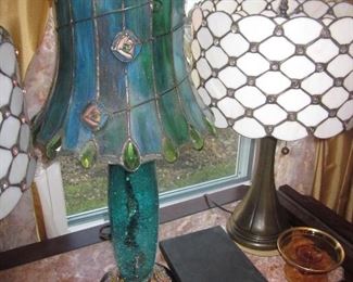 TIFFANY STYLE LIGHTING (HUNDREDS OF CHOICES)