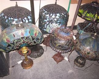 TIFFANY STYLE LIGHTING (HUNDREDS OF CHOICES)