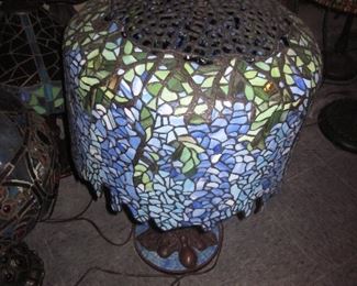 TIFFANY STYLE LIGHTING (HUNDREDS OF CHOICES)