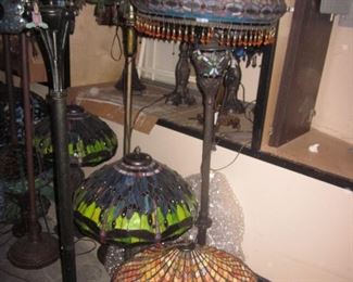 TIFFANY STYLE LIGHTING (HUNDREDS OF CHOICES)