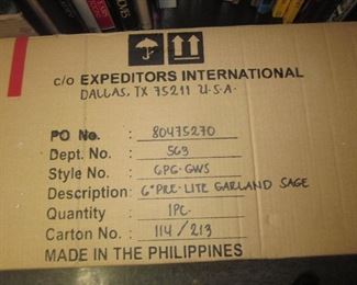 TIFFANY STYLE LIGHTING (HUNDREDS OF CHOICES)

