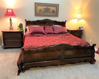 Gorgeous Headboard Footboard and Matching End Tables! Mattress and bedspread set not for sale