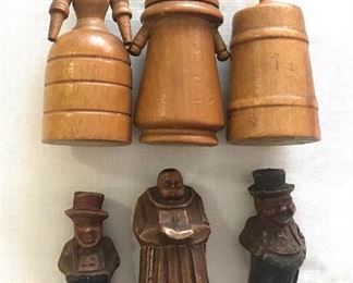 Miniature wooden figures 