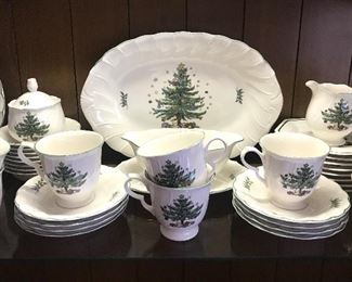 Nikko "Happy Holidays" china set (5 piece place setting for 8 and 6 serving pieces) 