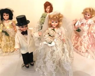 Vintage wedding party doll set 