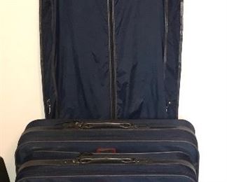 Amelia Earhart 4 piece luggage set 