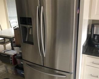 Samsung Stainless Steel French Door Refrigerator (Bottom Drawer Freezer) “works great”