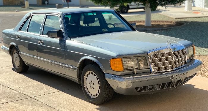 1987 Mercedes Benz 420 SEL (Vehicle just had extensive servicing/rebuild and is road ready)
