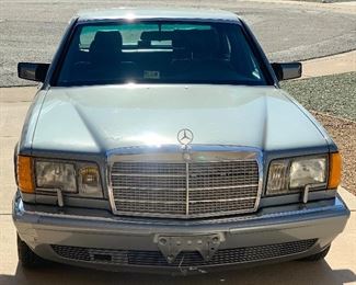 1987 Mercedes Benz 420 SEL (Vehicle just had extensive servicing/rebuild and is road ready)