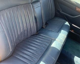 1987 Mercedes Benz 420 SEL (Vehicle just had extensive servicing/rebuild and is road ready)