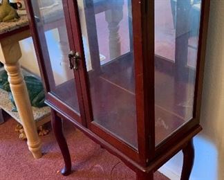 Standing Display Case As-IS 42x24x12in HxWxD