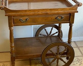 Vintage Walnut Tea/Bar Cart 31x31x21in HxWxD