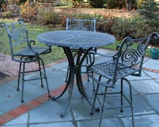 aluminum outdoor furniture set(s)