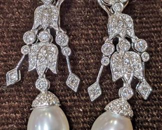 18k Gold & Diamond & Pearl Earrings