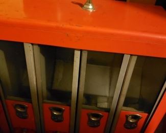 Old Original 4 Compartment 1 cent Vending machine. Works and has key.