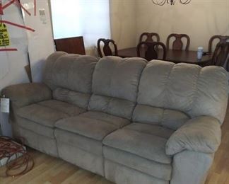 Swede Couch like new with tag