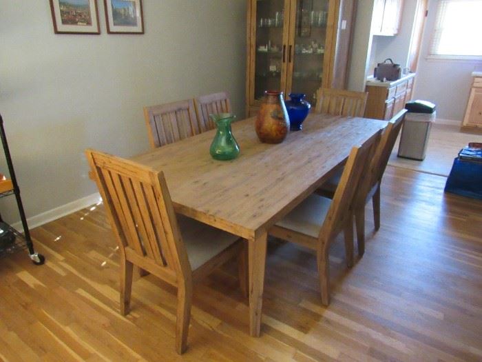 Dining Room Suit - Table w/6 padded chairs, Hutch, glassware, and more